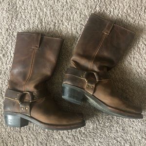 Frye Harness 12R Leather Boots
